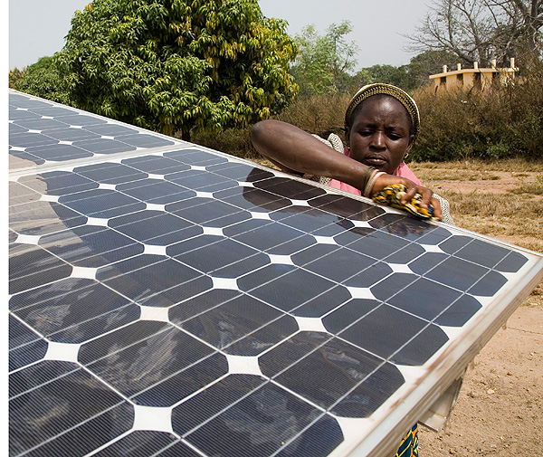 Nell'Africa sub-sahariana, il fotovoltaico è tra le fonti di energia alternativa più valide per le zone rurali