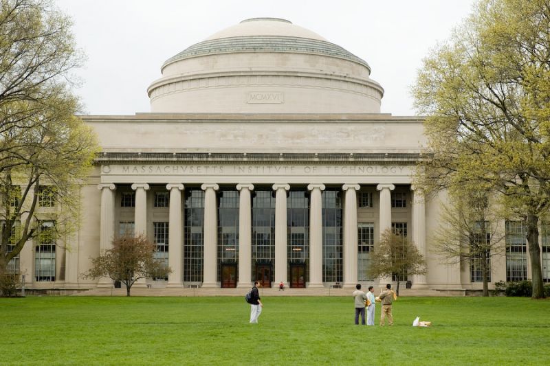 Un team del MIT sta conducendo uno studio sul moolibdato come catalizzatore di CO2