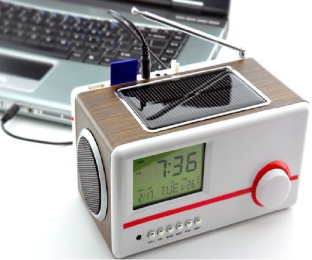 La radio solare Solar Mini Speaker Charger