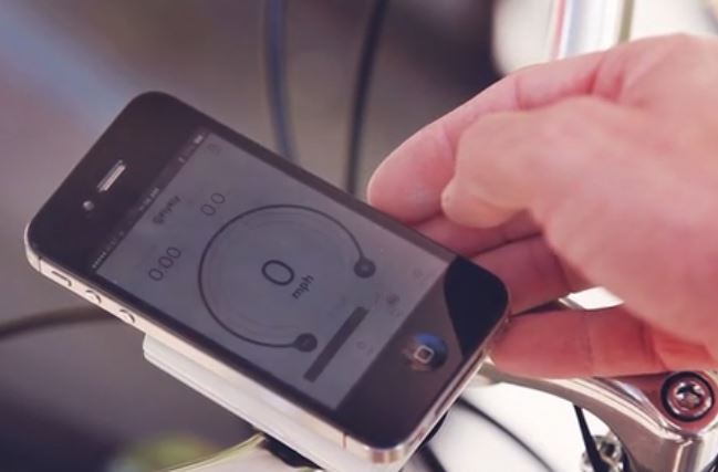 FlyKly &egrave; la ruota intelligente gestibile tramite lo smartphone