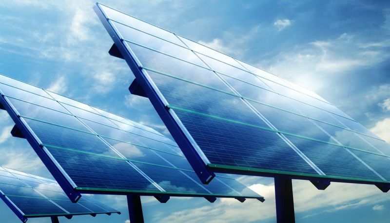 Grande pannello fotovoltaico
