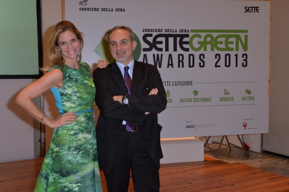 (Filippa Lagerback presenta i Green Award)