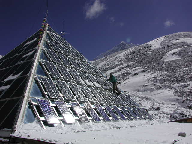 Parte dell'impianto fotovoltaico della Piramide