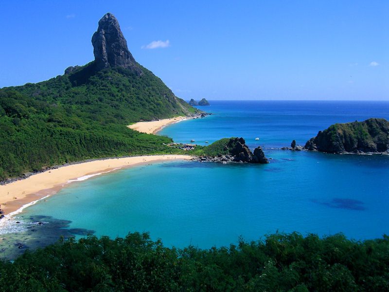 Un tratto della suggestiva costa dello Stato del Pernambuco, nel nord-est del Brasile