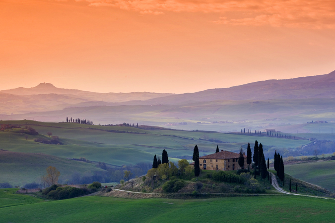 Nel 1945, la CO.ME.A.&reg; nasce come cooperativa di lavoratori ad Asciano, in provincia di Siena 