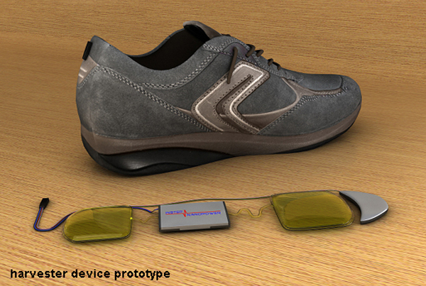 Il prototipo della tecnologia InStep NanoPower: ricaricare i propri dispositivi elettronici semplicemente camminando