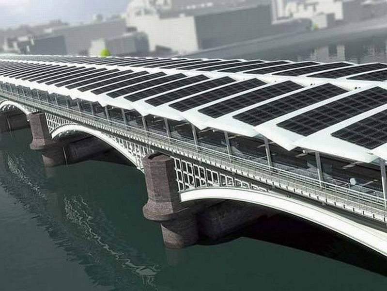 Il modello di quello che poi sarebbe stato il ponte fotovoltaico più grande al mondo, a Blackfriars