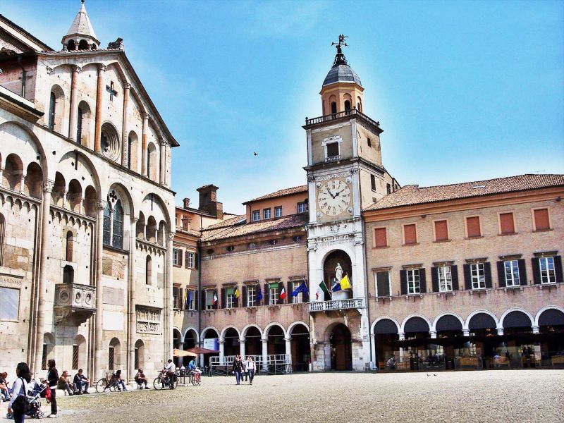 A Modena, &egrave; appena stato avviato il progetto pilota per la produzione di biodiesel dalle alghe