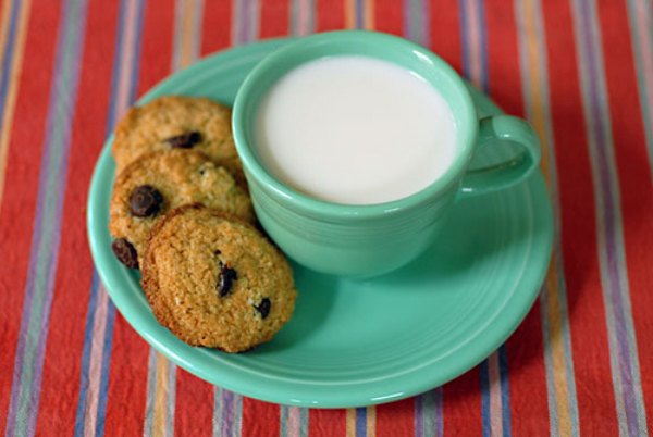 Con il latte vegetale, anche chi non pu&ograve; o non vuole bere latte pu&ograve; godersene una tazza
