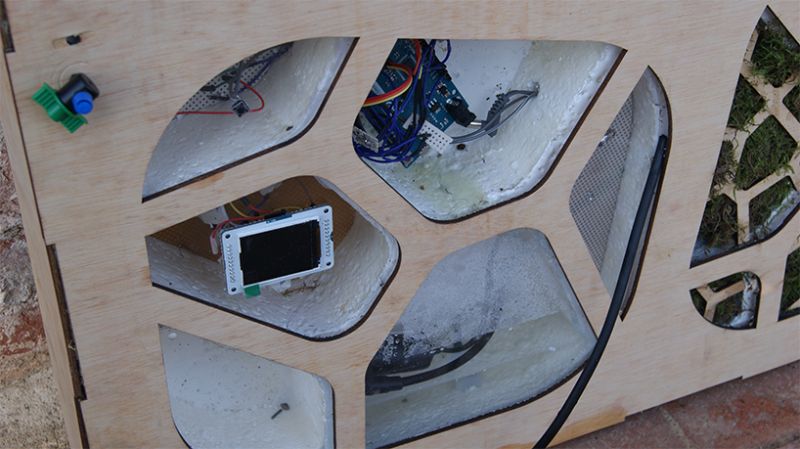 Dettagli elettronici del pannello bio-fototoltaico