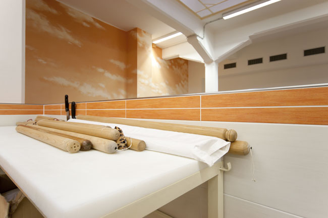 ACTIVE Clean Air & Antibacterial Ceramic_Applicazione nel ristorante La vecchia Scuola Bolognese 