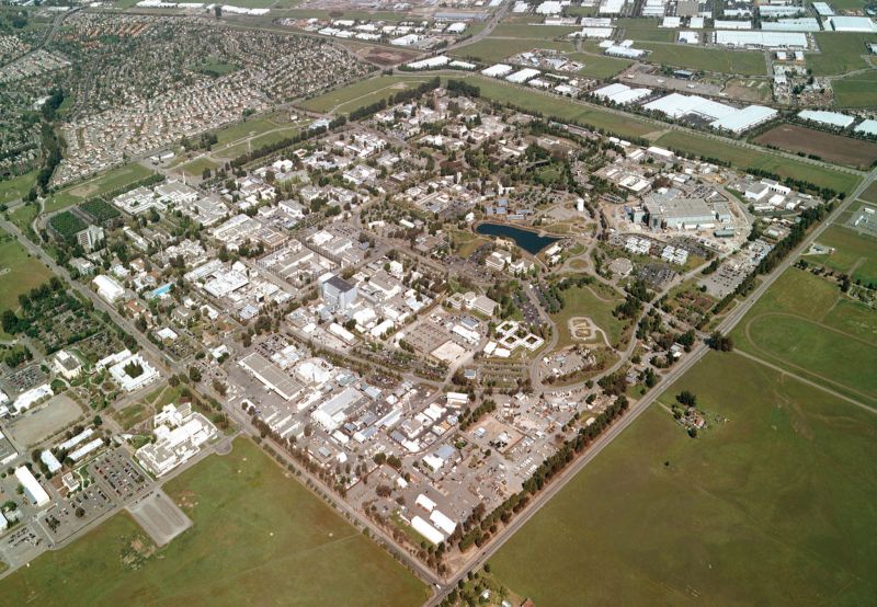 La Cool Earth Solar sta conducendo la sperimentazione del nuovo tubo fotovoltaico a concentrazione con la collaborazione della Lawrence Livermore National Laboratory