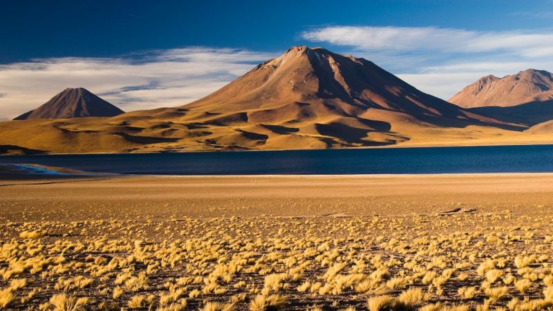 Il deserto di Atacama &egrave; adatto allo sviluppo sia dell'energia solare sia di quella eolica