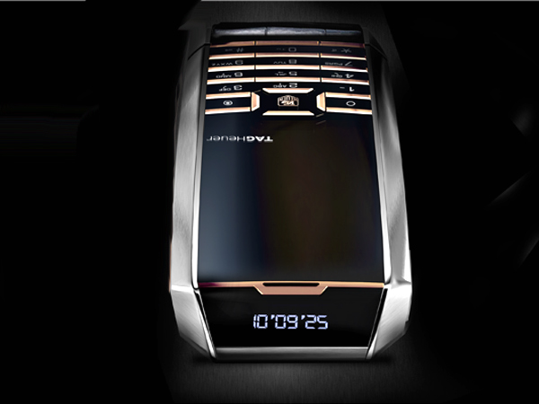 Meridiist Infiinite &egrave; lo smart-phone di Tag Heuer che si ricarica grazie alla tecnologia Wysips