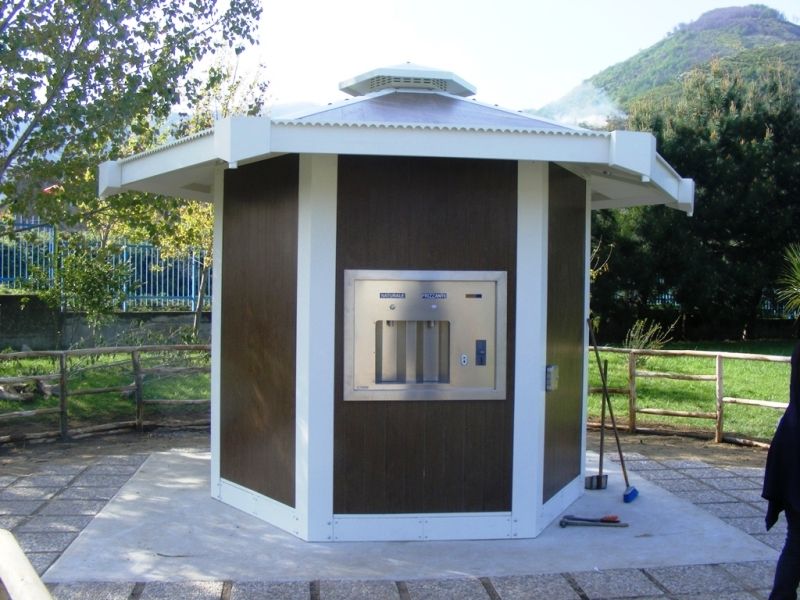 Casa dell'acqua. Pu&ograve; essere realizzata in prefabbricato