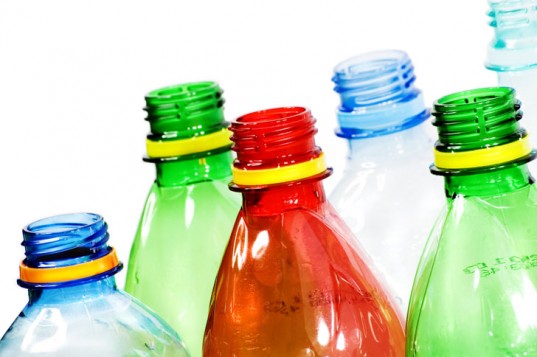 Bottigle di plastica