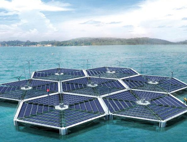 La tecnologia fotovoltaica flottante sfrutta i bacini d'acqua Un impianto fotovoltaico flottante