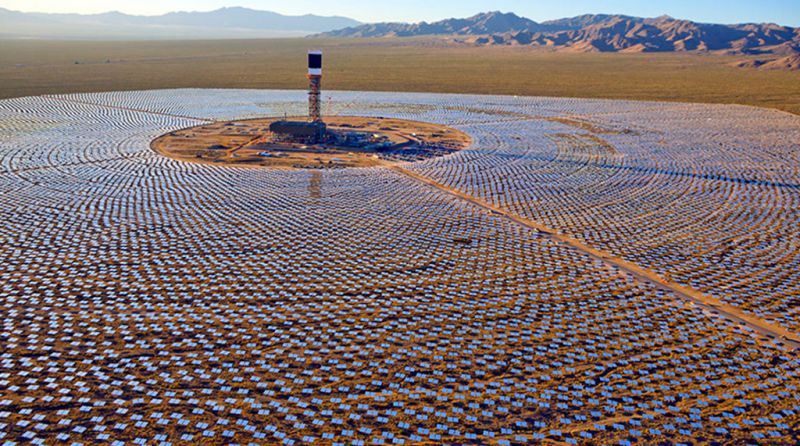 Esempio di un impianto a larga scala nel deserto