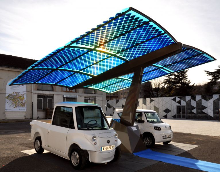 Pensilina di copertura parcheggio veicoli
