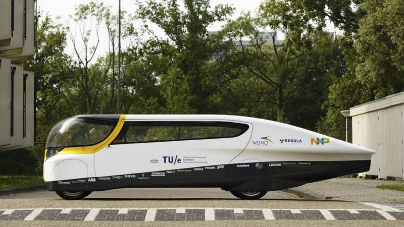 Stella, l'auto a energia solare inventata dagli studenti