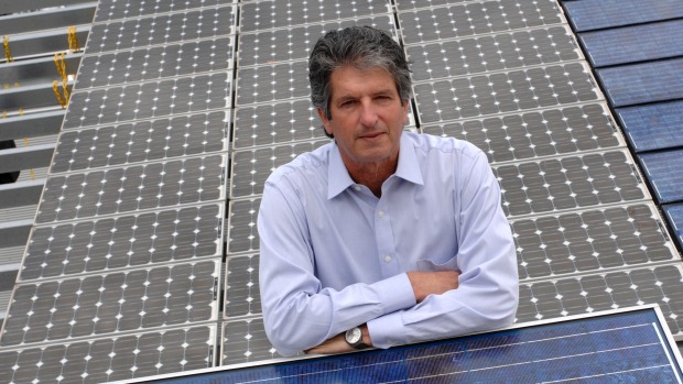 Il prof. Martin Green, uno degli scienziati a capo del progetto dell'universit&agrave; australiana