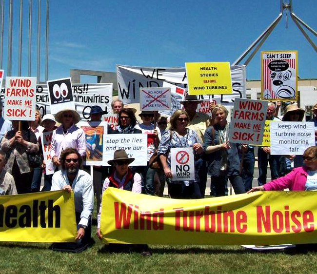 Protesta in Australia contro l'eolico
