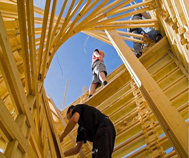 La struttura di assemblamento per l'eolico Timber Tower